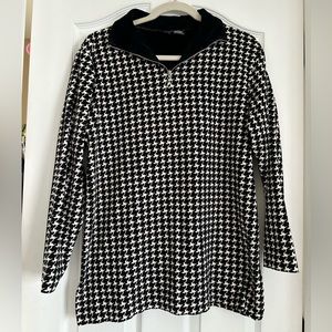 York Harbor long sleeve top size medium